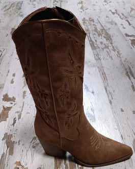 Bota kaki con tacón